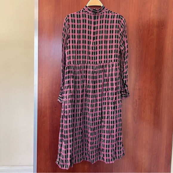 GANNI Mock Neck Dress Size 40 Long Sleeves Pleated Midi Plaid Size 10 Pink AA - Picture 5 of 13